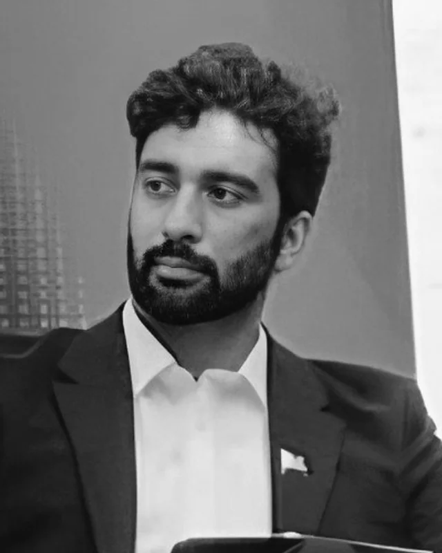 أسامة محمود